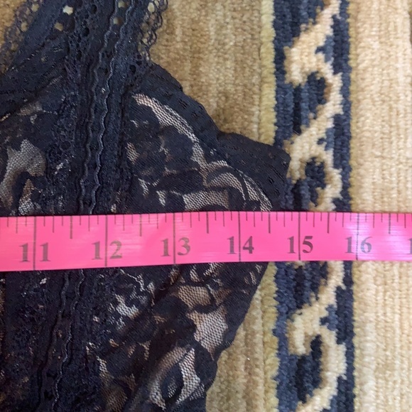 BAR III black lace dress - Picture 6 of 7